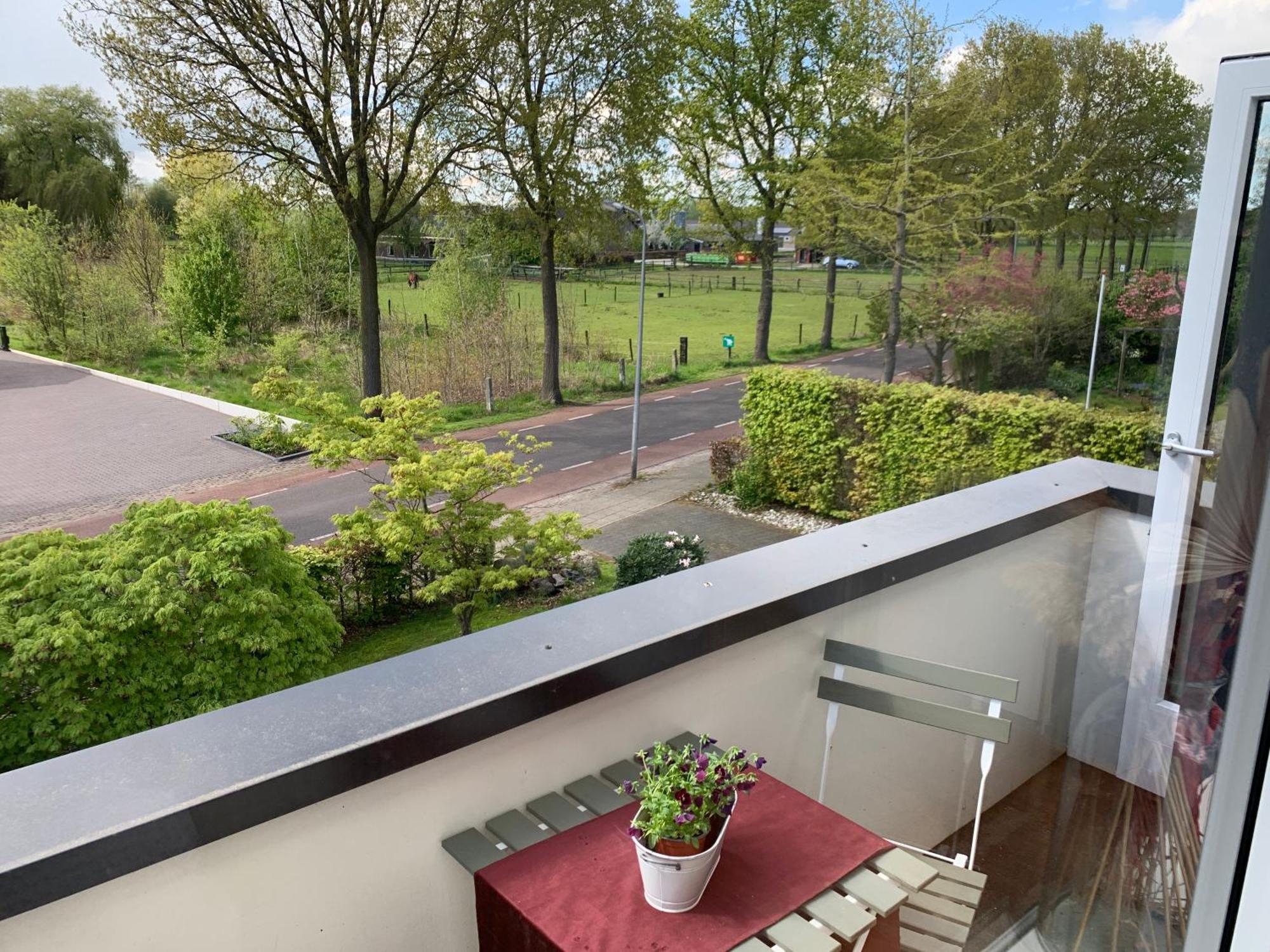 Comfortabele Familie Suite Met 2 Slk, Speelzolder, Balkon, Airco Den Ham Bagian luar foto