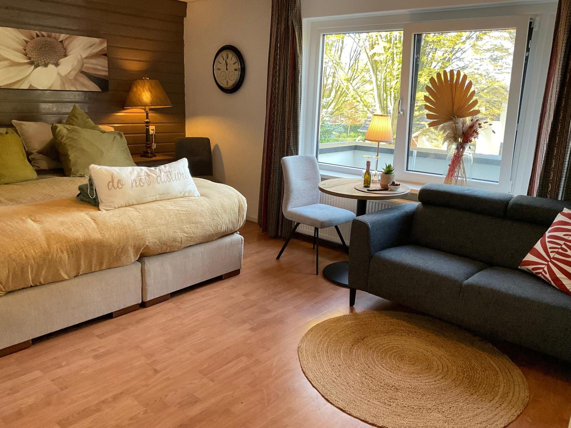 Comfortabele Familie Suite Met 2 Slk, Speelzolder, Balkon, Airco Den Ham Bagian luar foto